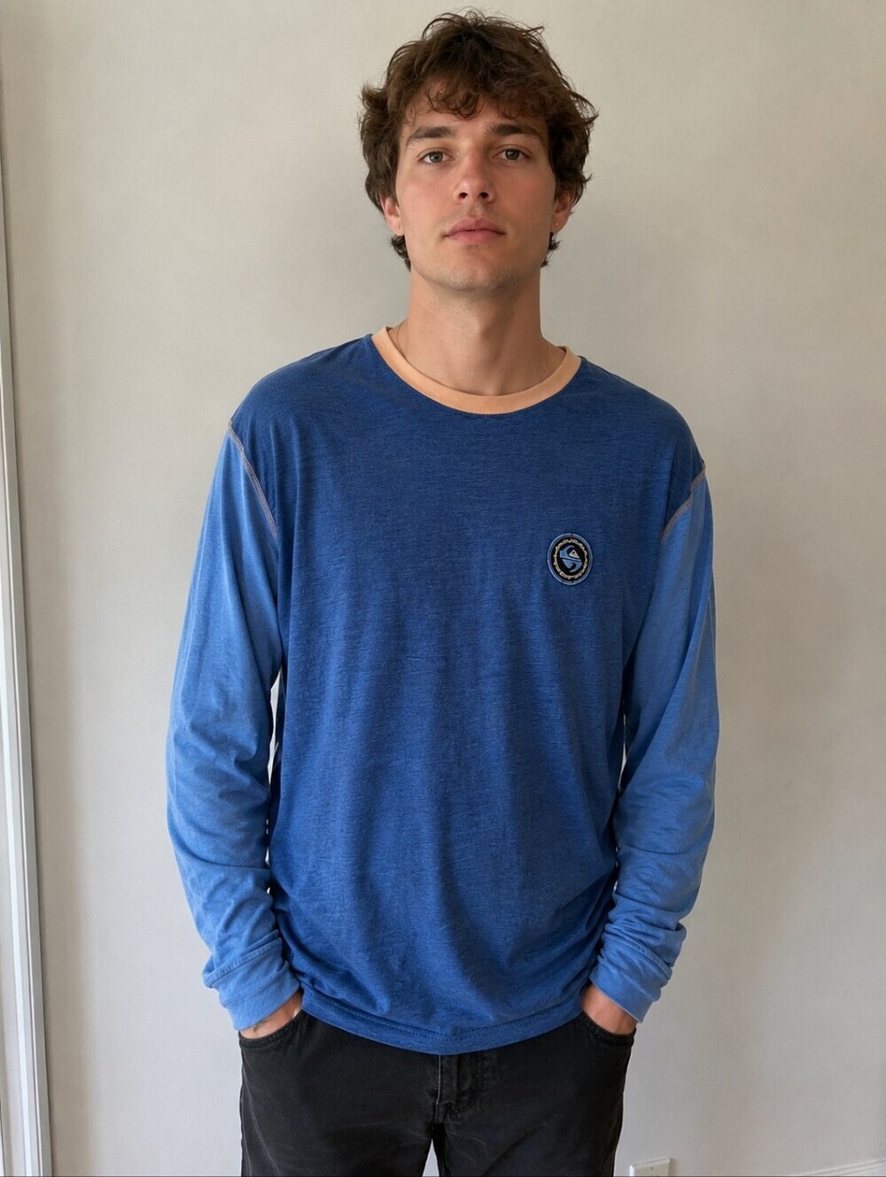 QUICKSILVER BLUE LONGSLEEVES SIZE MEDIUM